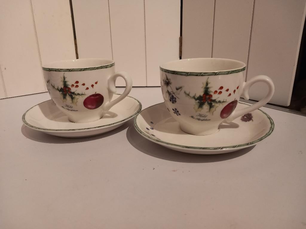 JBS Kerstservies, Huis en Inrichting, Keuken | Servies, Keramiek, Ophalen of Verzenden, Zo goed als nieuw, Overige stijlen