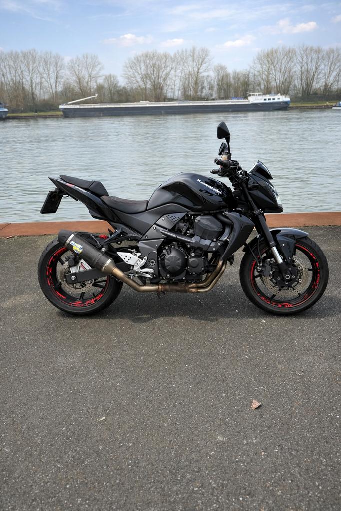 Kawasaki z750 A2, Sportuitlaat, 4 cilinders, Gebruikt, Particulier