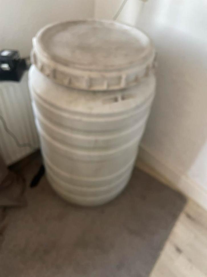 kunststof ton met deksel, Huis en Inrichting, Woonaccessoires | Kisten, Gebruikt, 75 cm of meer, 75 tot 100 cm, 50 tot 100 cm