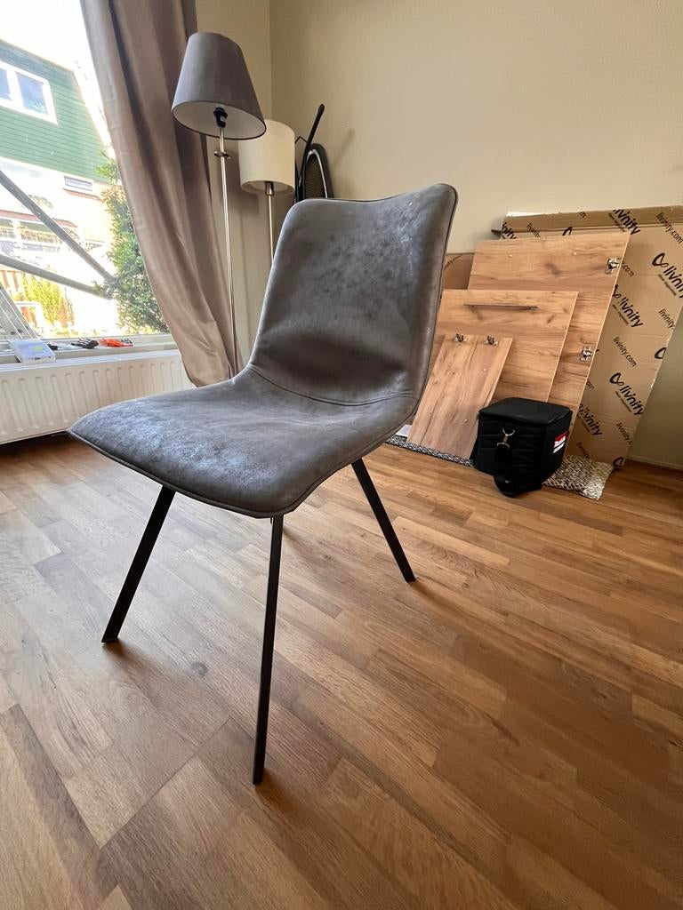 Vet prettige Eetstoelen (4), Huis en Inrichting, Stoelen, Ophalen, Zo goed als nieuw, Vier, Modern?