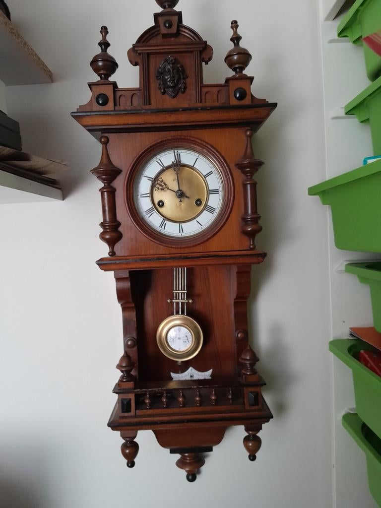 Leuke oude klok., Ophalen