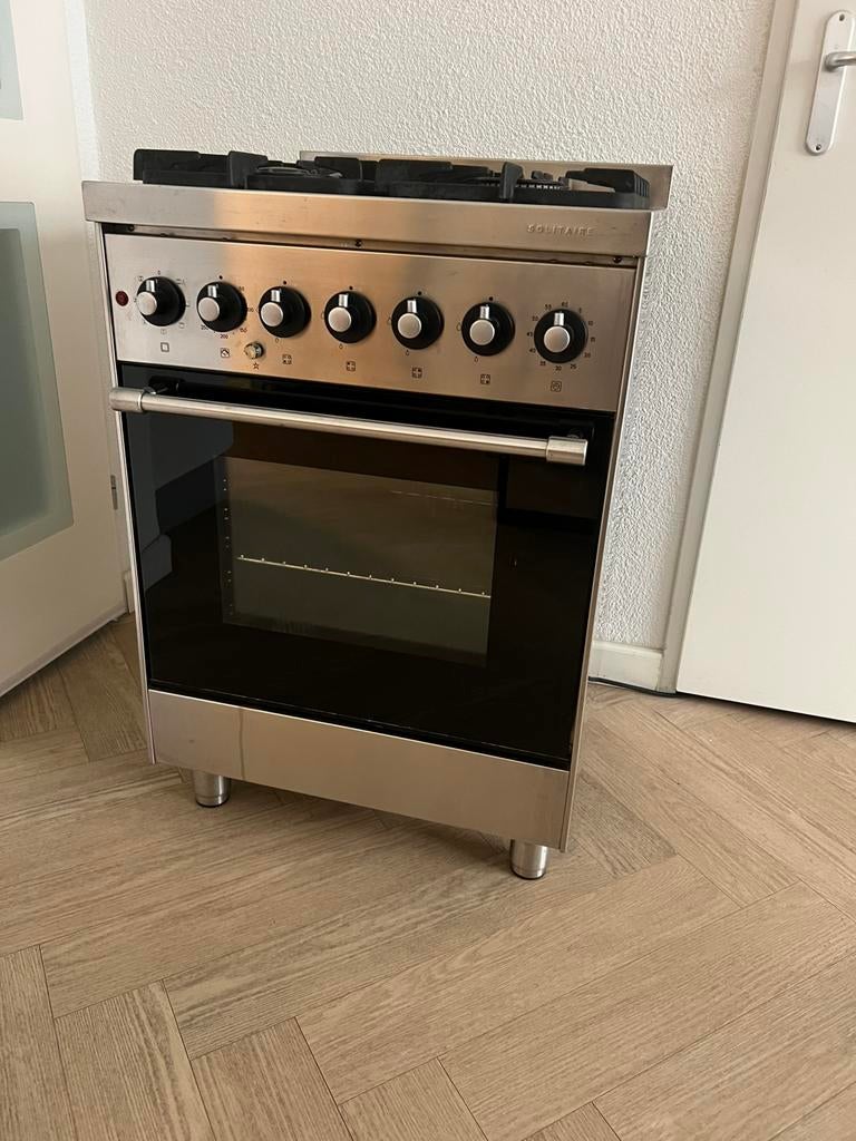 Solitaire Gasfornuis 4 pitten, Gebruikt, 60 cm of meer, Energieklasse A of zuiniger, Gas