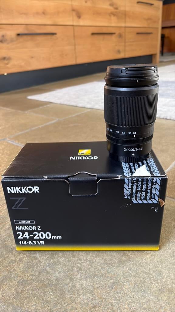 Nikon Z24-200mm VR, Ophalen of Verzenden, Zo goed als nieuw, Telelens