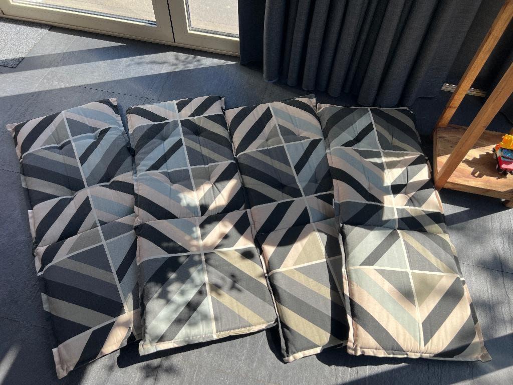 4x Madison Tuinkussens, Tuin en Terras, Tuinmeubel-accessoires, Ophalen, Zo goed als nieuw