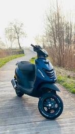 Piaggio Zip 4 takt 2v in zeer nette staat, Fietsen en Brommers, Scooters | Piaggio, Ophalen, Gebruikt, Maximaal 45 km/u, Zip