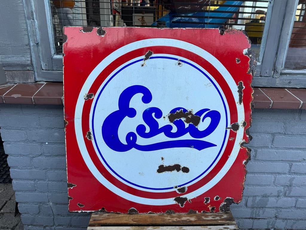 Esso oud emalle reclamebord, Ophalen