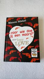 Hardcover boek: Voor wie doe jij een moord?, Ophalen of Verzenden, Zo goed als nieuw, Fictie