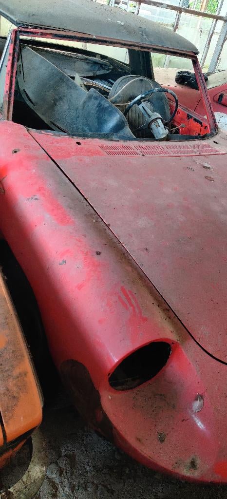 Alfa Romeo Spider 1600 “Duetto” AR105.03 – Schuurvondst, Auto's, Alfa Romeo, Achterwielaandrijving, Zwart, 4 cilinders, Cabriolet