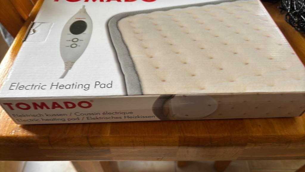 Tomado elektrisch kussen, Ophalen of Verzenden, Zo goed als nieuw, Eenpersoons, Kussen