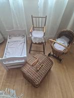 poppenset: rotan poppenwagen, bed, stoel & mand, Ophalen, Gebruikt, Babypop