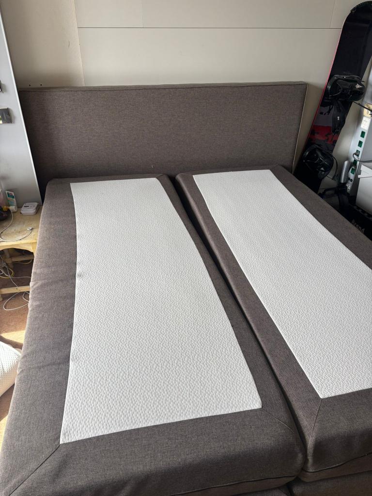 Tweepersoons bed, uit elkaar te halen (IKEA), Huis en Inrichting, Slaapkamer | Bedden, Ophalen, Tweepersoons, Zo goed als nieuw