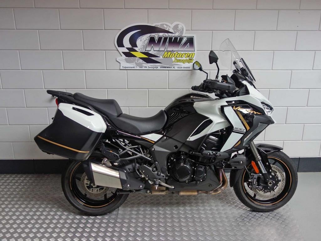 KAWASAKI VERSYS 1100 SE, 1099 cc, 4 cilinders, Motorrijbewijs A, Bedrijf