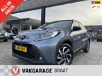 Toyota Aygo X 1.0 l STOELVERW. l CRUISE l CARPLAY l RIJKLAAR, Stof, Gebruikt, 4 stoelen, 3 cilinders