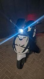 Piaggio Zip scooter, Fietsen en Brommers, Brommeronderdelen | Scooters, Ophalen of Verzenden, Zo goed als nieuw, Overige typen