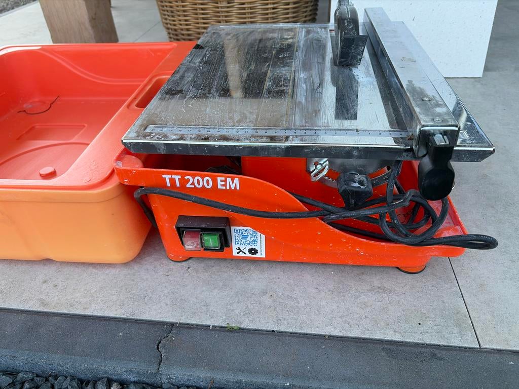 Norton clipper TT 200 EM Tegelzaag - Gebruikt maar Goed, Doe-het-zelf en Verbouw, Gereedschap | Zaagmachines, Ophalen, Zo goed als nieuw