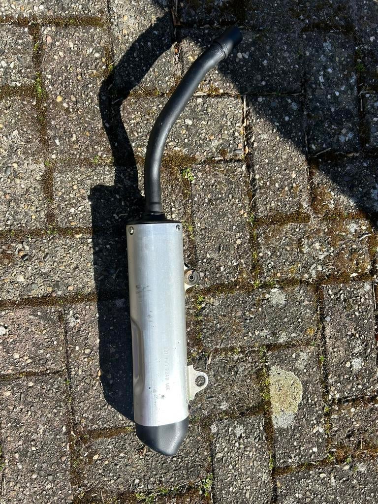 Kx 125 2000 originele uitlaat, Ophalen of Verzenden, Zo goed als nieuw, Uitlaat, Piaggio