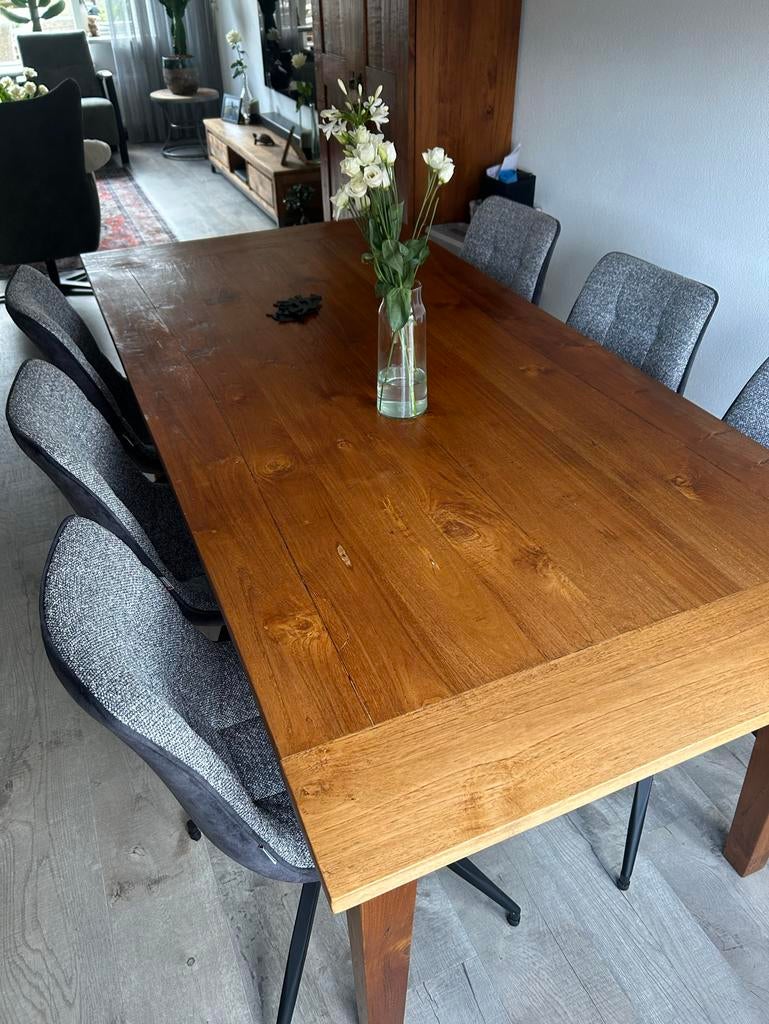 Eethoek met 6 zo goed als nieuwe stoelen, Ophalen, Zo goed als nieuw, 4 tot 6 stoelen