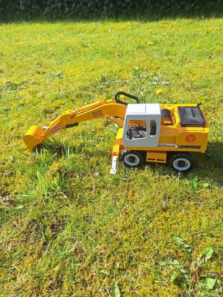 Liebherr 912 Graafmachine Speelgoed, Ophalen of Verzenden, Gebruikt
