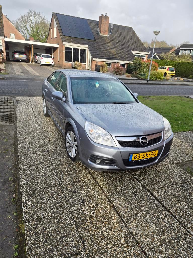 Opel Vectra 1.8 16V GTS 2006 Grijs, Auto's, Opel, Voorwielaandrijving, 4 cilinders, 1796 cc, Vectra