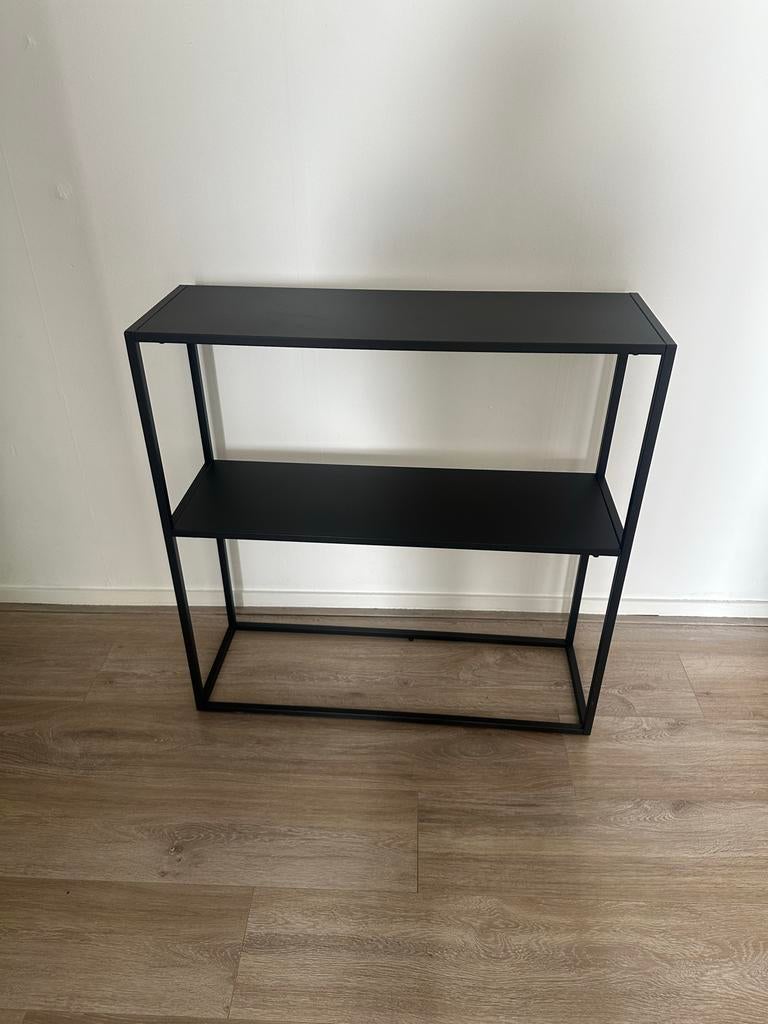 Jysk sidetable zwart, zo goed als nieuw (26x80 cm), Huis en Inrichting, Tafels | Sidetables, Ophalen, 50 tot 100 cm, Zo goed als nieuw