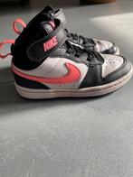 Nike meisjes sneakers maat 28 - Zwart/Wit/Roze, Kinderen en Baby's, Kinderkleding | Schoenen en Sokken, Ophalen, Gebruikt, Meisje
