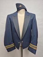 luchtmacht gala jas en kepi officier, Verzamelen, Militaria | Algemeen, Ophalen of Verzenden, Luchtmacht, Nederland, Embleem of Badge