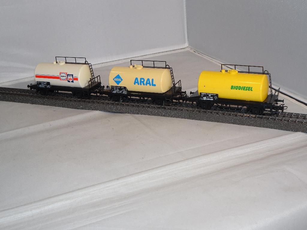 2x Marklin ketelwagon IGLO-BIODIESEL (#408), Wisselstroom, Gebruikt, Wagon, Ophalen of Verzenden