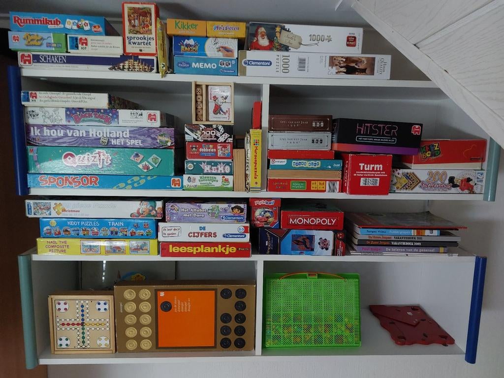 Héél veel GEZELSSCHAPSPELLEN/ BORDSPELLEN + REISSPELLEN, Jumbo, Ophalen of Verzenden, Zo goed als nieuw, Drie of vier spelers