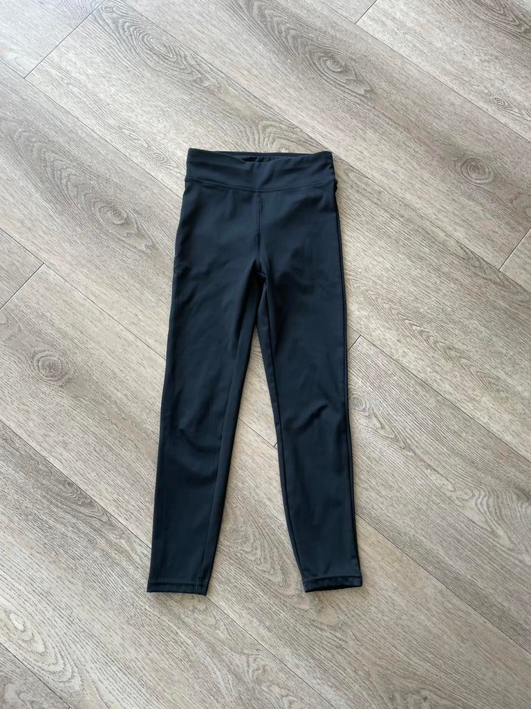 Sport legging / broek, maat 122 / 128, Ophalen of Verzenden, Zo goed als nieuw, Meisje, Sport- of Zwemkleding