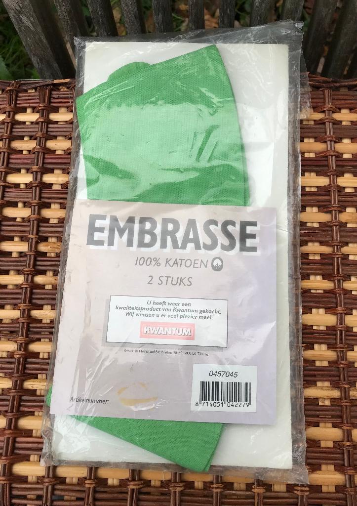 Embrasse 2 stuks Nieuw groen Kwantum gordijn, Minder dan 50 cm, Nieuw, Ophalen of Verzenden, Minder dan 100 cm