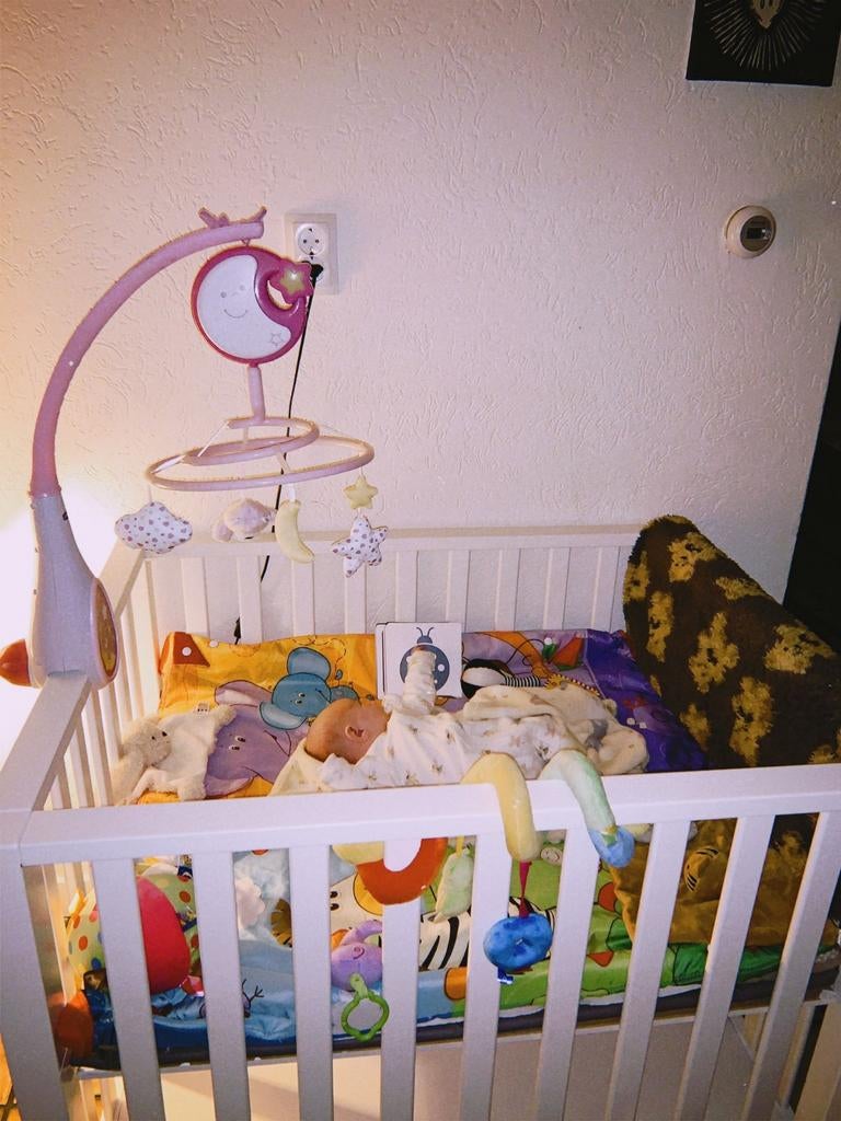 Witte box gratis, Kinderen en Baby's, Boxen, Ophalen, Gebruikt, Boxkleed