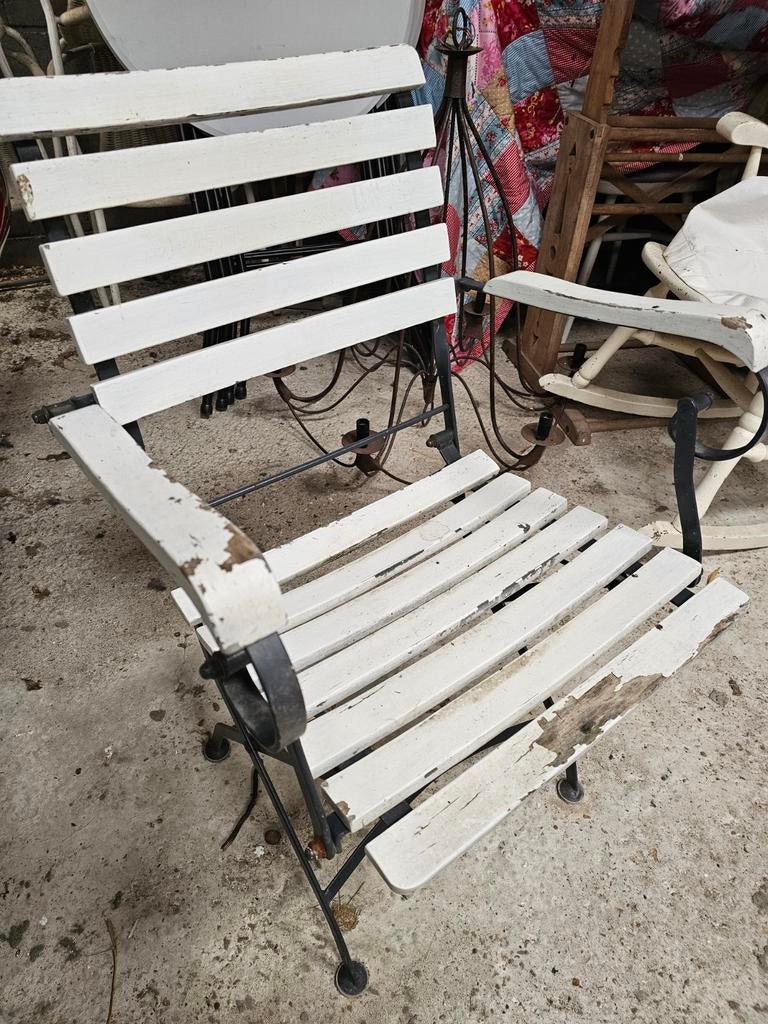 4 oude bistro stoelen, Ophalen