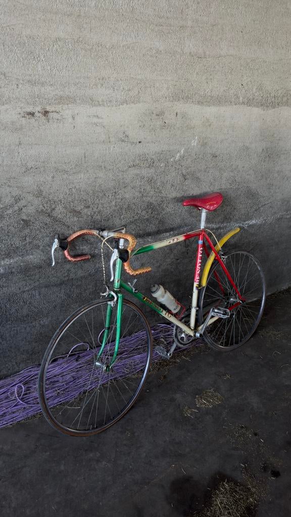 Mooie antieke benotto racefiets, Fietsen en Brommers, Fietsen | Racefietsen, Minder dan 10 versnellingen, Velgrem, Aluminium, Zo goed als nieuw
