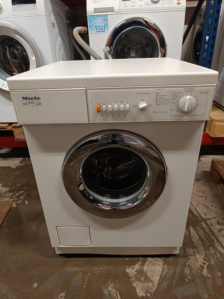 Miele Novotronic Wasmachine - Betrouwbaar en Efficiënt, Witgoed en Apparatuur, Wasmachines, Gebruikt, Voorlader, 6 tot 8 kg, 85 tot 90 cm