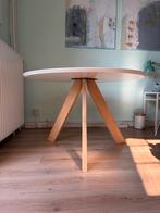 Witte ronde tafel met houten onderstel, Huis en Inrichting, Ophalen, Gebruikt, 100 tot 150 cm, Rond