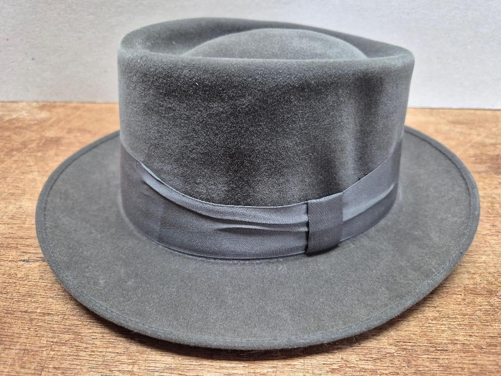 'Esko', vintage vilten hoed jaren '60, Mafia, maat 55 small, 55 cm (S, 6⅞ inch) of minder, Hoed, Ophalen of Verzenden, Zo goed als nieuw