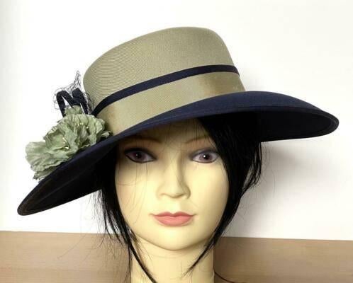 Hoed van Eastex maat 56, Kleding | Dames, Hoeden en Petten, Ophalen of Verzenden, Zo goed als nieuw, 56 of 57 cm (M, 7 of 7⅛ inch)