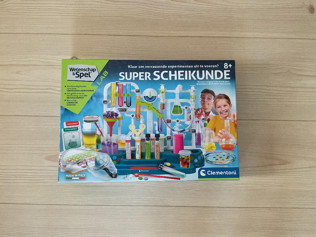 Super scheikunde speelset, Kinderen en Baby's, Speelgoed | Educatief en Creatief, Ophalen, Zo goed als nieuw, Ontdekken