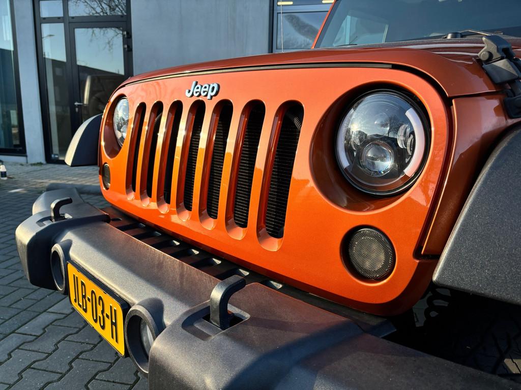 Jeep Wrangler Unlimited 3.8 Sport | Cabrio hardtop, Auto's, Jeep, Euro 5, Stof, Gebruikt, Zwart