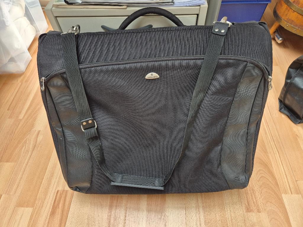 Samsonite kledingtas, Ophalen, 40 tot 60 cm, 20 tot 30 cm, Zwart