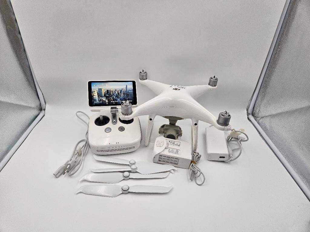 DJI Phantom 4 Pro PLus + Koffer en Tas SD | Zeer Nette Staat, Cameradrone, Ophalen of Verzenden, Zo goed als nieuw, DJI