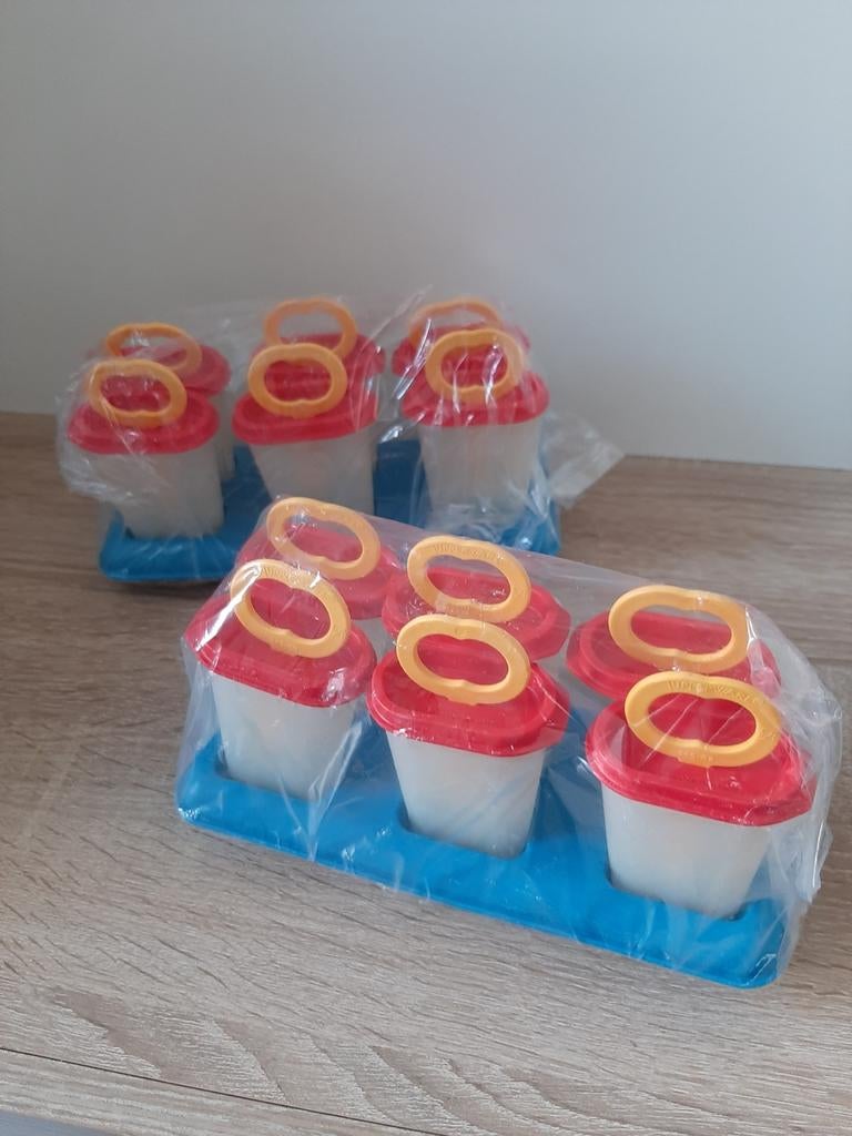 Tupperware ijsvormpjes ijsjes maken met houder prijs per set, Ophalen of Verzenden, Zo goed als nieuw, Overige typen