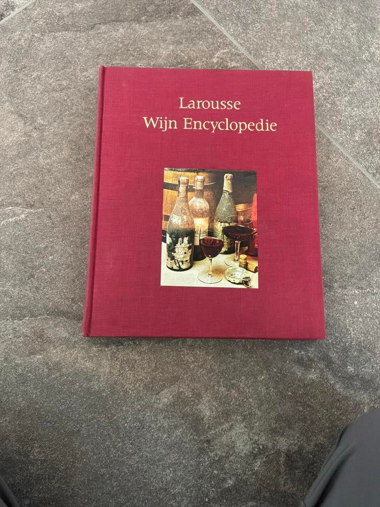 Larousse Wijn Encyclopedie, Boeken, Encyclopedieën, Ophalen of Verzenden, Gelezen, Overige onderwerpen, Los deel