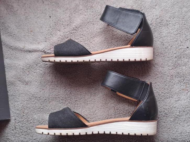 Zwarte Gabor sandalen met sleehak maat 38, Kleding | Dames, Schoenen, Gedragen, Sandalen of Muiltjes, Zwart, Ophalen of Verzenden