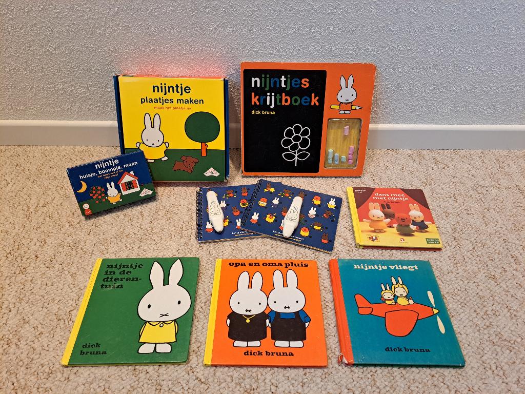 Nijntje boekjes en spelletjes, Ophalen of Verzenden, Gelezen, Non-fictie