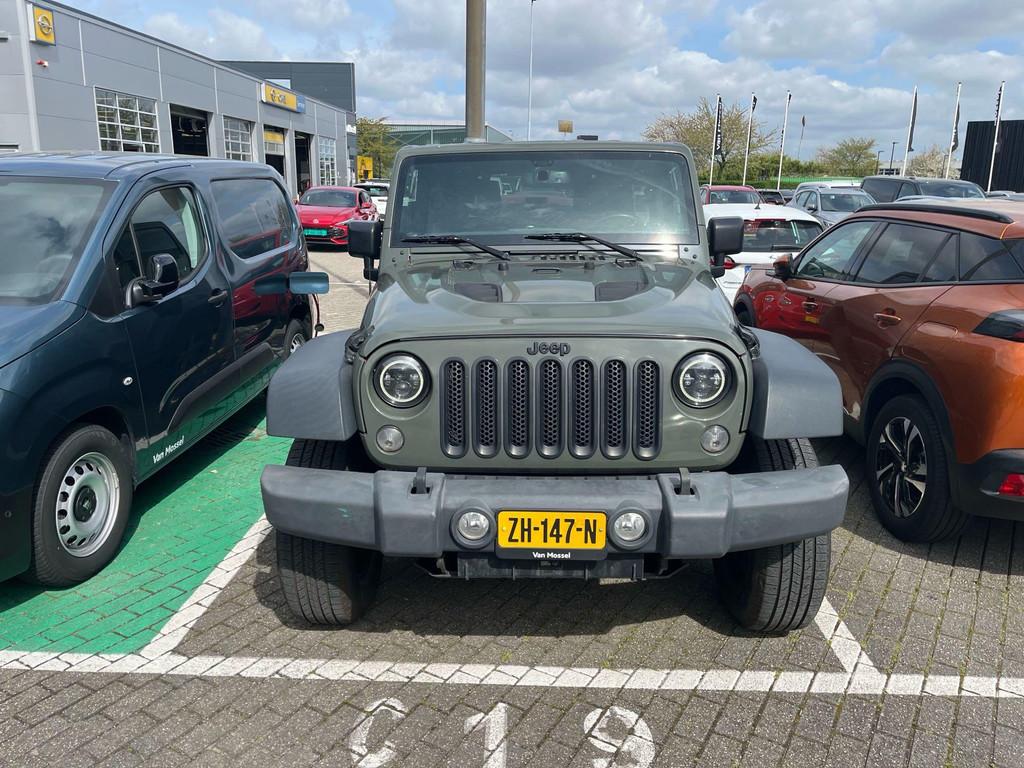 Jeep Wrangler Unlimited 3.6 Arctic, Auto's, Jeep, Automaat, Gebruikt, 2495 kg, 120 €/maand