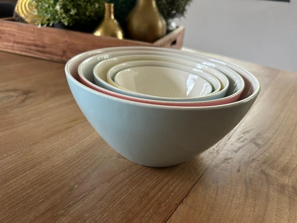 Pastel nestschalen model P (Regout), Ophalen of Verzenden