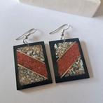 Vintage oorbellen inleg schelp en sponskoraal, Verzenden, Overige materialen