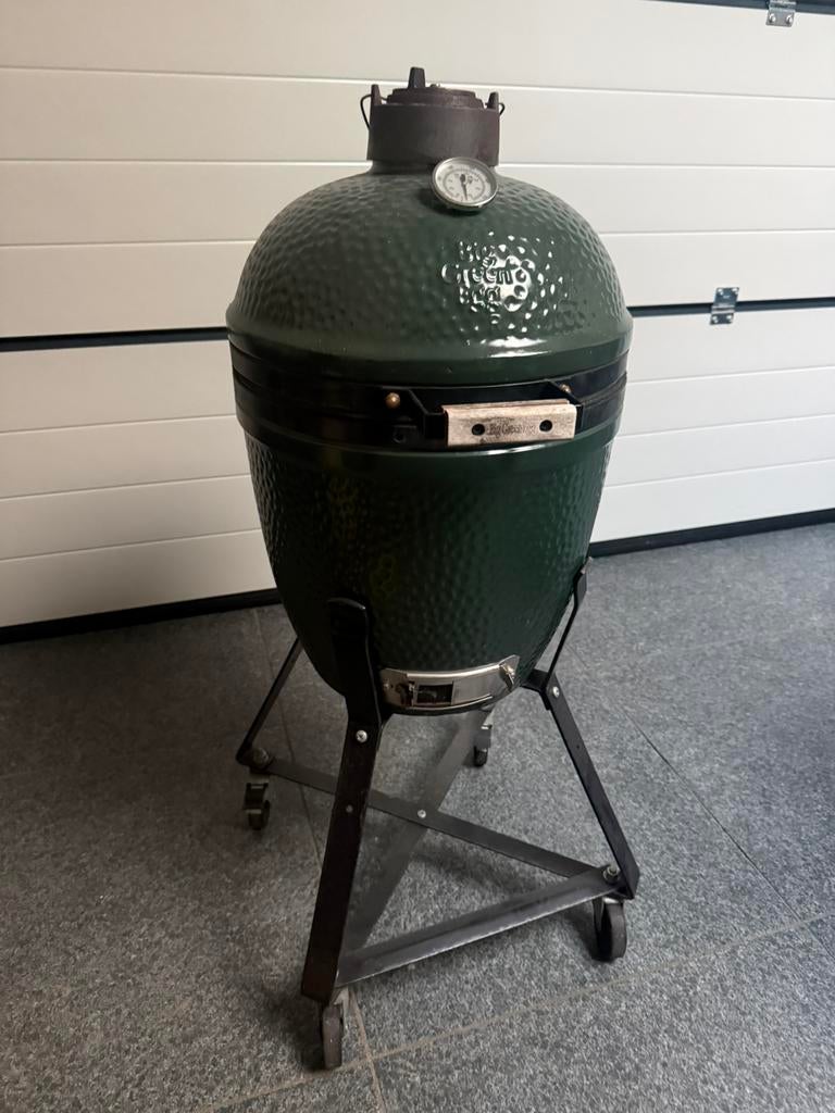 Big green egg small, Tuin en Terras, Houtskoolbarbecues, Ophalen of Verzenden, Zo goed als nieuw