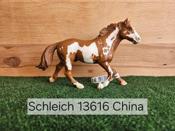 Schleich 13616 Mustang hengst met vaantje uit 2007 beschikbaar voor biedingen